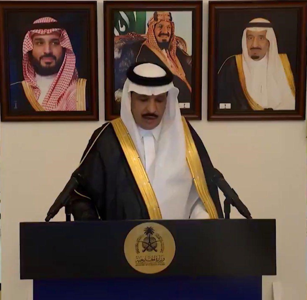 عبدالله بن سعود العنزي